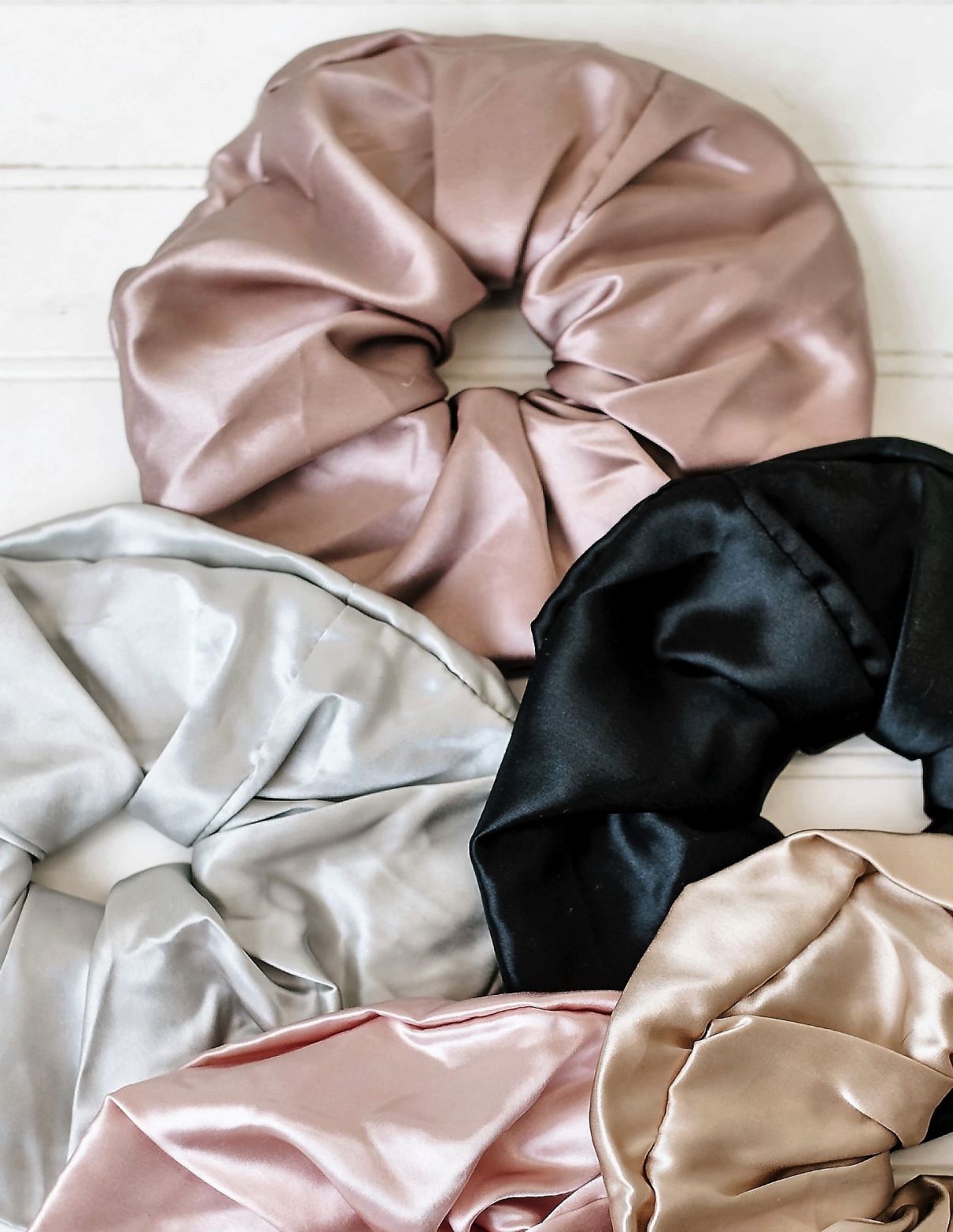 Oversized 8cm Pure Silk Scrunchies